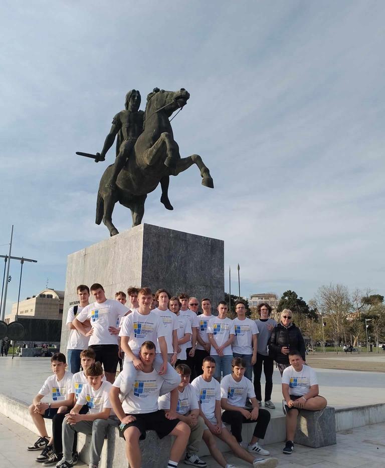 ZST Łowicz- VET Grecja24 -Kulturowy - pionowe - grupa compressed