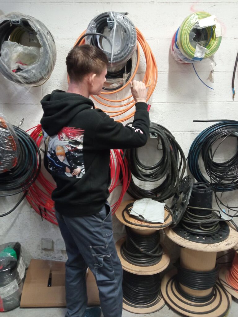 Elektrycy galeria Praktyki Vet we Francji (1)