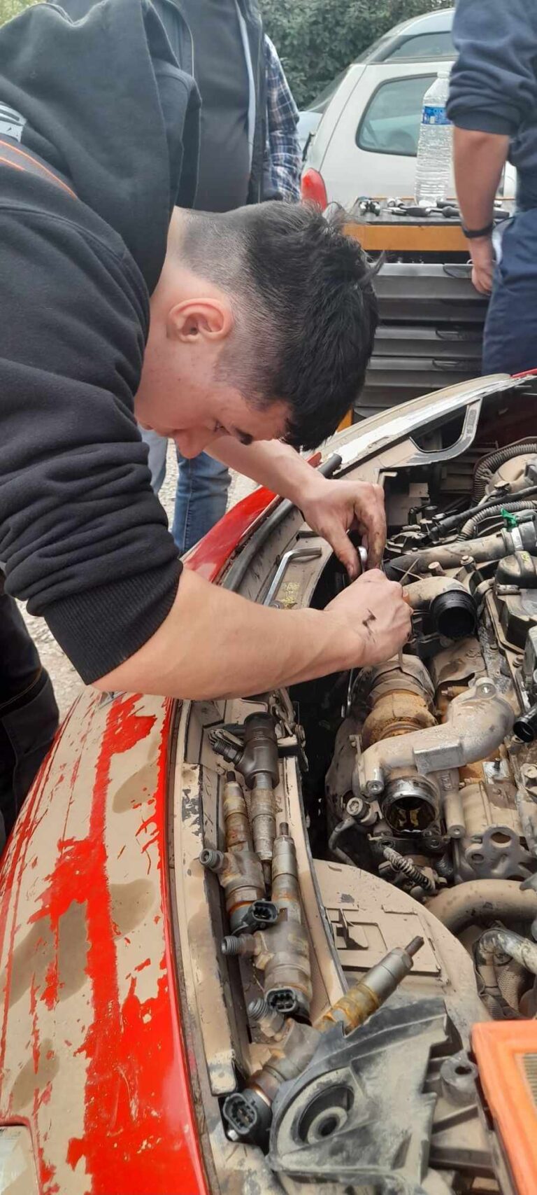 Mechanicy galeria Praktyki Vet we Francji (3)