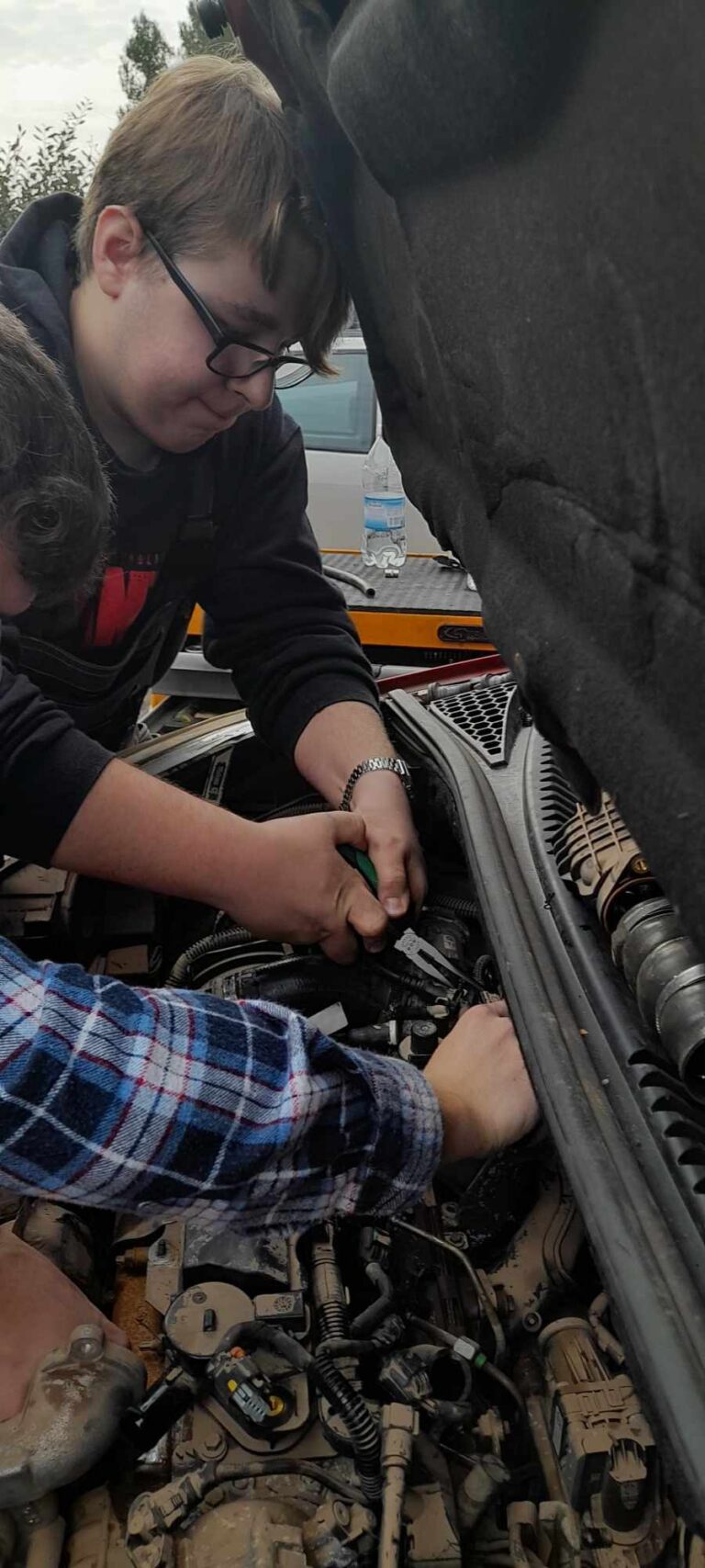 Mechanicy galeria Praktyki Vet we Francji (5)