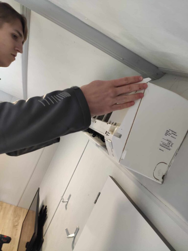 Mechatronicy galeria Praktyki Vet we Francji (7)